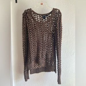 Brown shell style sweater